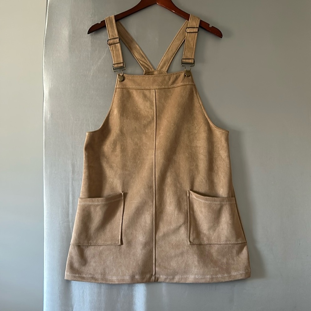 Overall dress